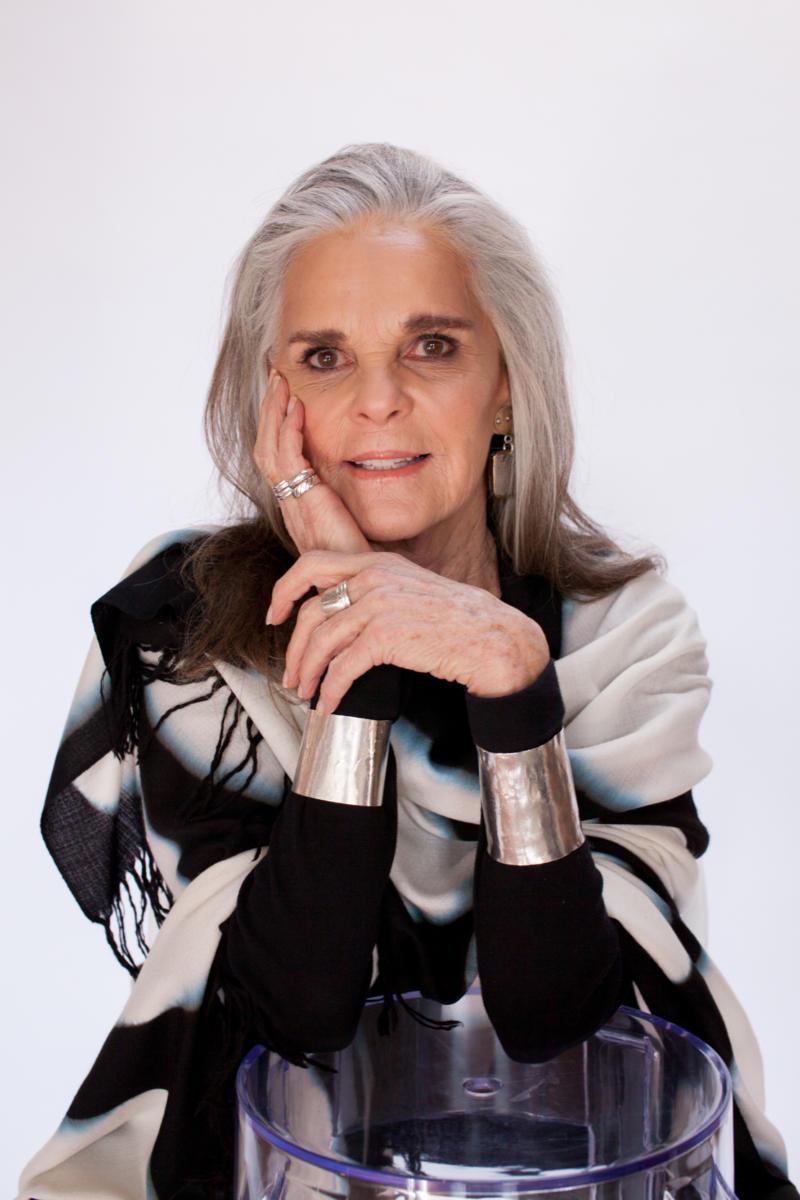 Ali MacGraw's Success and Struggles: From Love Story to Addiction